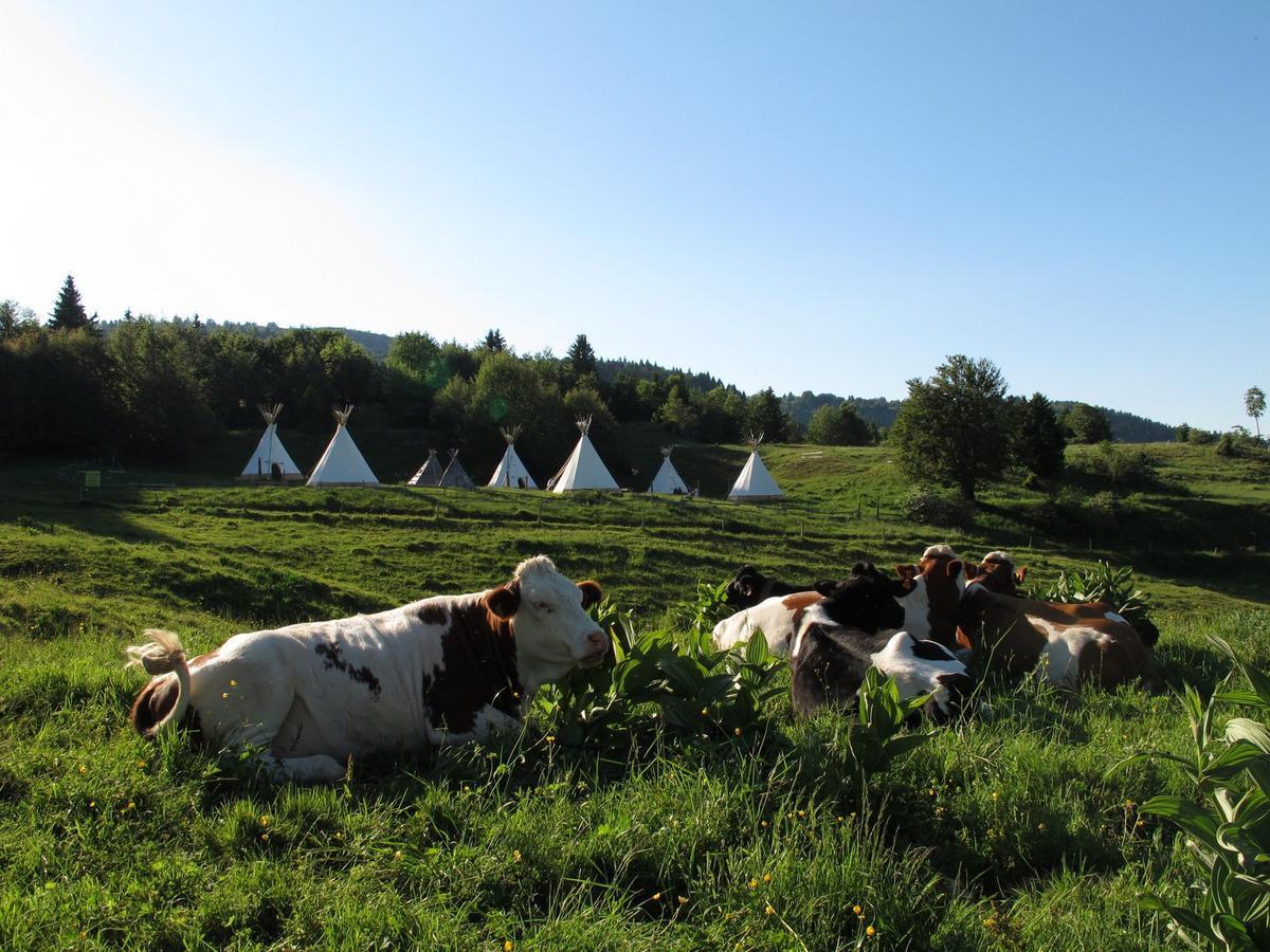 Village Tipi La Feclaz Ngoại thất bức ảnh